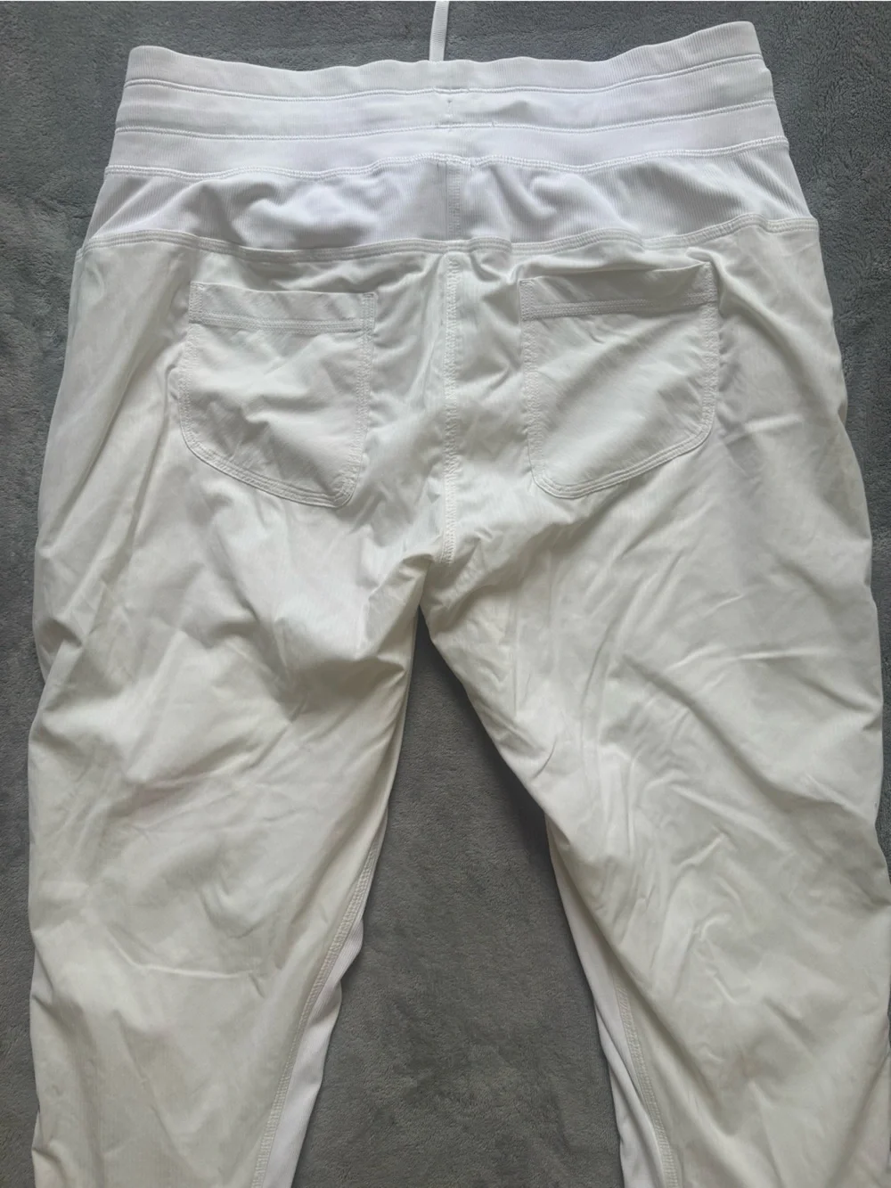 Lululemon White Performance Jogger Pants size 12